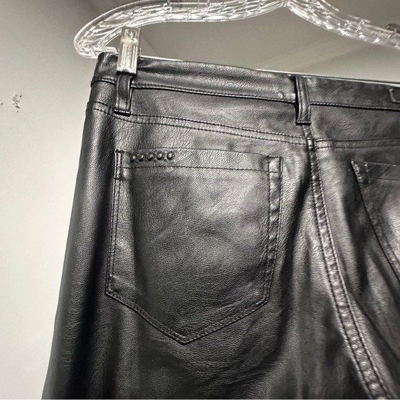 BLANKNYC Black Faux Leather Low Rise Pants Women’s Size 27 NWOT Party Going Out - Picture 8 of 14